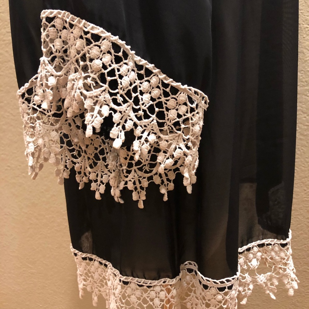 R Rouge sheer tunic - Picture 3 of 6